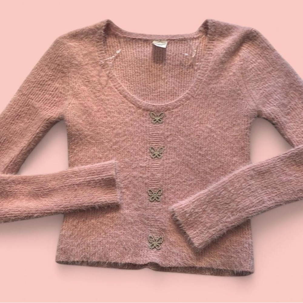 PINK SWEATER
